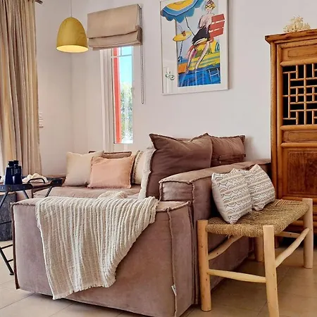 Alekos Houses-thalassa بيت للعطل *